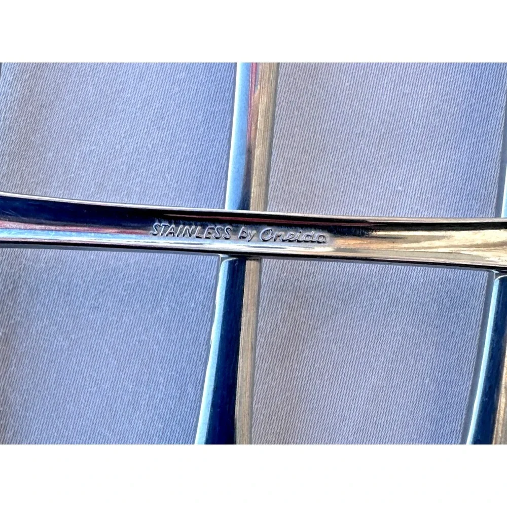 Stainless By Oneida-Cabana Salad Forks set of 3 6.75